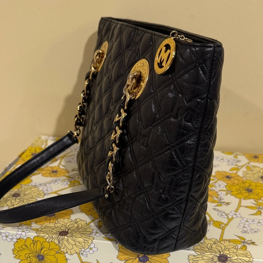 MetroCity Shoulder bag MetroCity women’s tote bags MetroCity Quilted Handbags - Picture 6 of 16